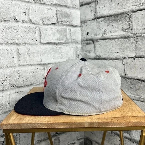 Mitchell and Ness Houston Rockets Fitted Hat - Picture 4 of 7